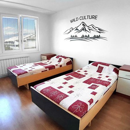 Wild Innu Apartment Skopje Ngoại thất bức ảnh